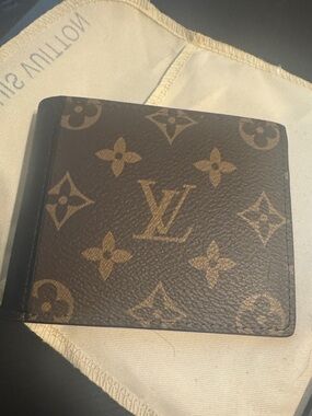 Louis Vuitton Brown Monogram Canvas Bi-Fold Card & Key Holder